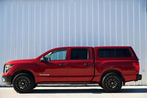 2017 Nissan Titan S