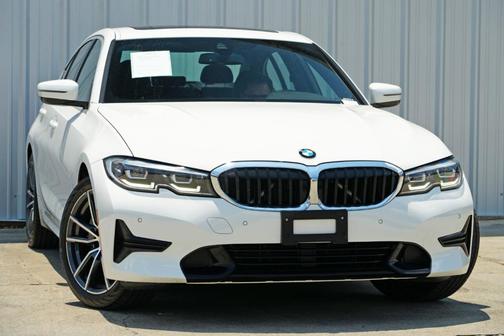 2019 BMW 330 i