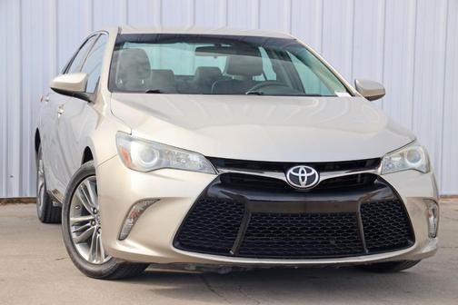 2016 Toyota Camry SE
