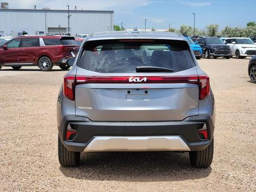 2025 Kia Seltos LX