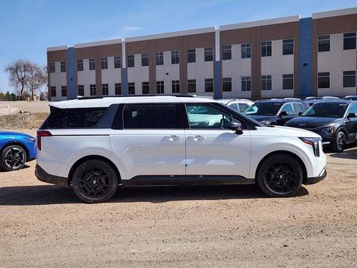 2025 Kia Carnival Hybrid SX