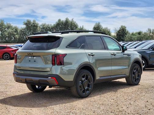 2025 Kia Sorento EX