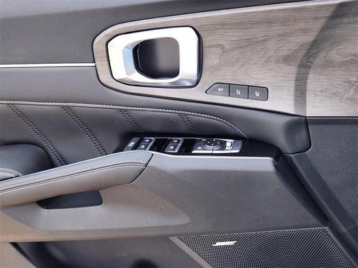 2026 Kia Sorento SX