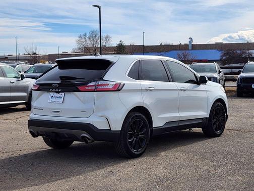 2021 Ford Edge Titanium