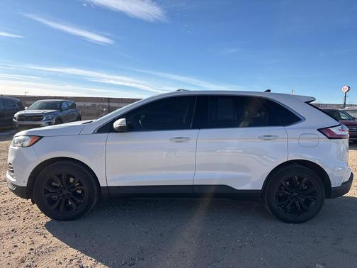 2021 Ford Edge Titanium