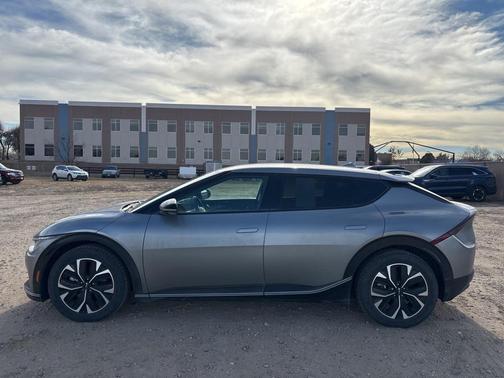 2022 Kia EV6 Wind