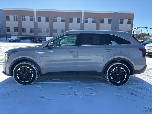 2024 Kia Sorento S