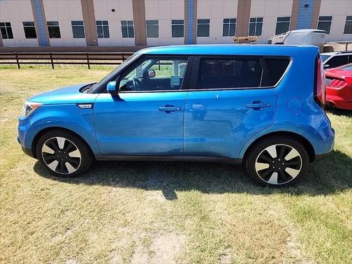 2017 Kia Soul +