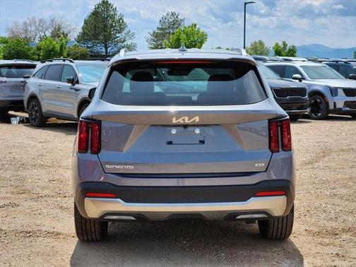 2025 Kia Sorento EX