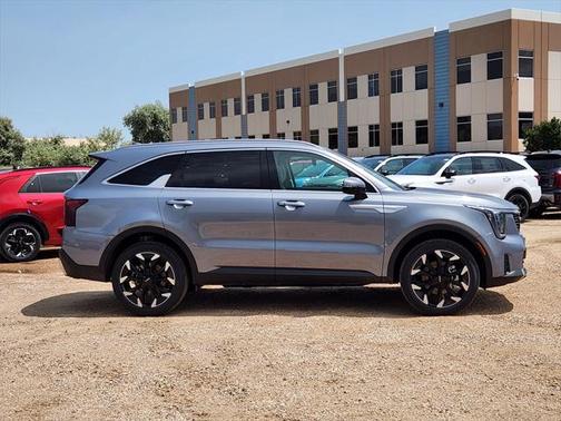 2025 Kia Sorento EX