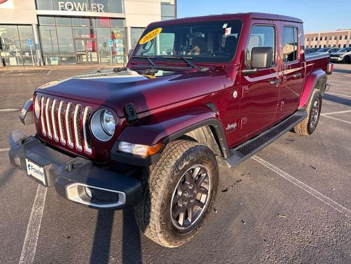 Snazzberry Pearlcoat 2022 Jeep Gladiator Overland