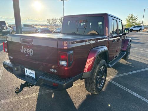 Snazzberry Pearlcoat 2022 Jeep Gladiator Overland