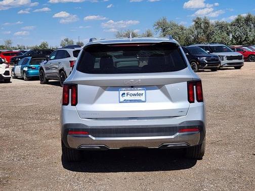 2025 Kia Sorento Hybrid EX