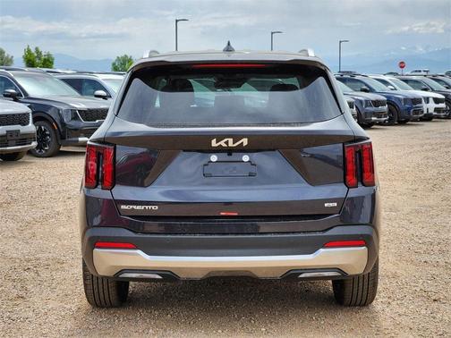 2025 Kia Sorento S