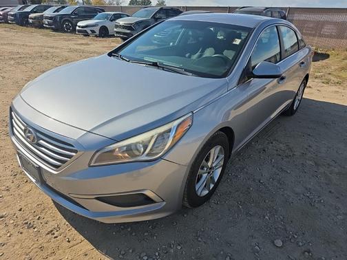2017 Hyundai SONATA SE