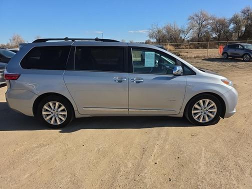 2016 Toyota Sienna XLE Premium