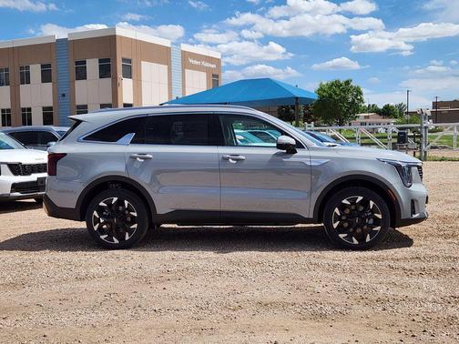 Wolf Gray 2026 Kia Sorento EX
