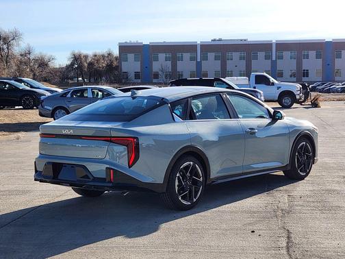 2025 Kia K4 GT-Line