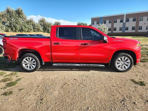 2022 Chevrolet Silverado 1500 Custom