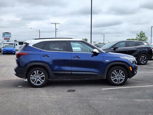 2021 Kia Seltos S
