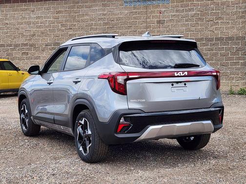 Steel Gray 2026 Kia Seltos S