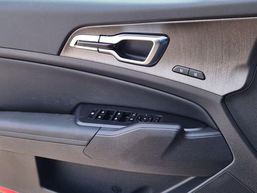 2026 Kia Sportage Plug-In Hybrid X-Line Prestige