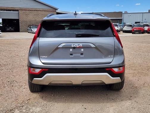 2025 Kia Niro EX