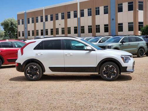 2025 Kia Niro EV Wind