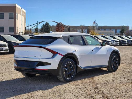 2025 Kia EV6 Wind