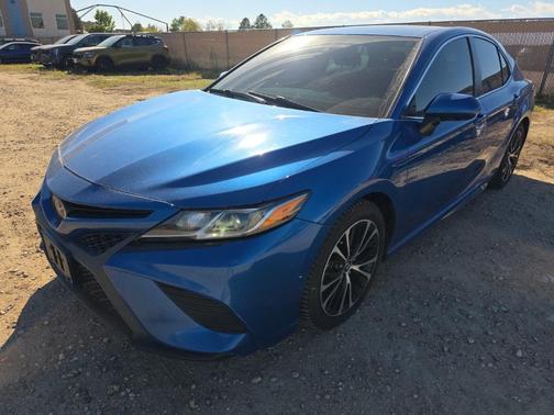 2018 Toyota Camry SE