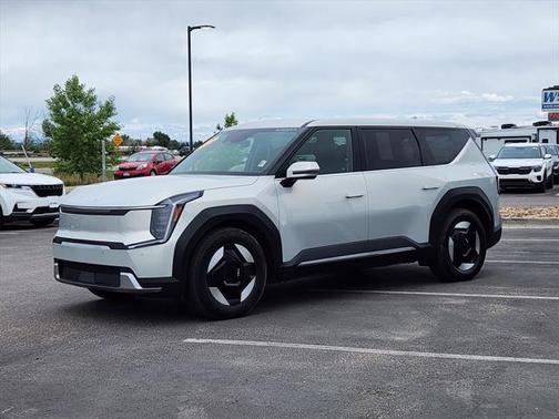 2024 Kia EV9 Light Long Range