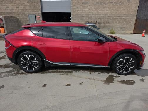 2024 Kia EV6 Wind
