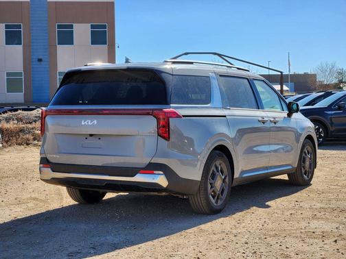 2026 Kia Carnival SX