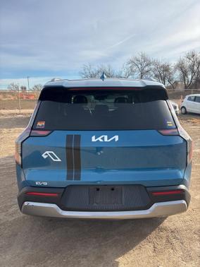 2024 Kia EV9 Wind