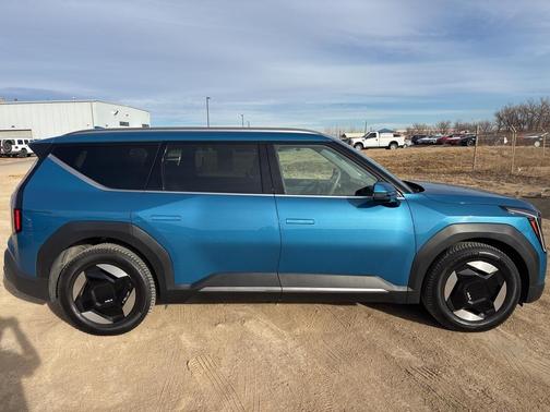2024 Kia EV9 Wind