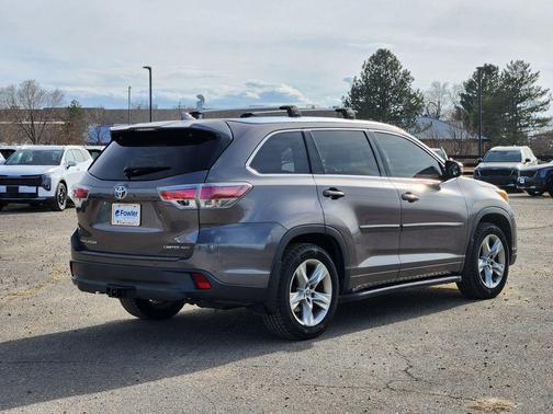 2016 Toyota Highlander Limited Platinum