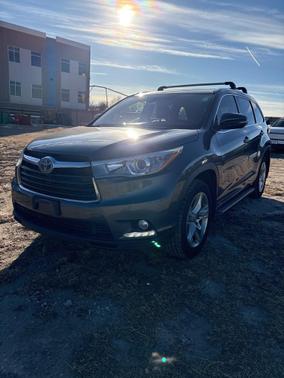 2016 Toyota Highlander Limited Platinum