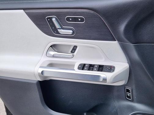 2021 Mercedes-Benz GLB 250 4MATIC