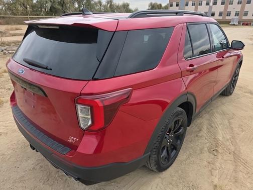 2024 Ford Explorer ST