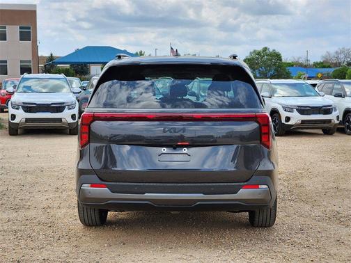 2026 Kia Carnival SX