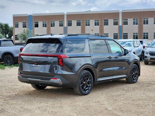 2026 Kia Carnival SX