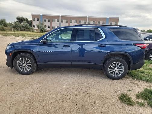2022 Chevrolet Traverse LT Leather