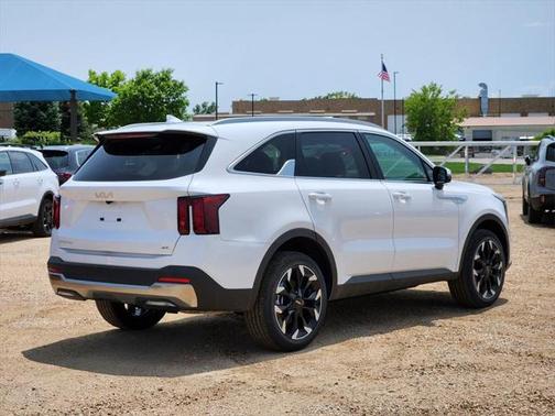2025 Kia Sorento EX