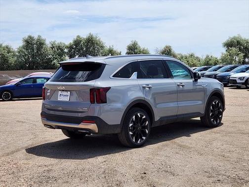 2025 Kia Sorento EX