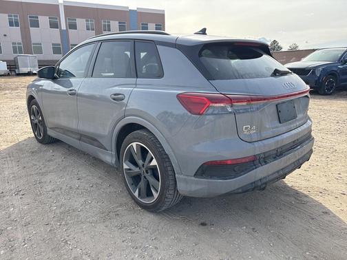 2024 Audi Q4 e-tron Premium 55 quattro