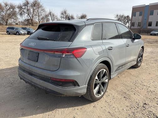 2024 Audi Q4 e-tron Premium 55 quattro