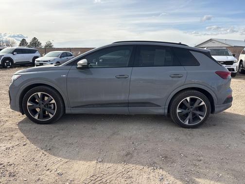 2024 Audi Q4 e-tron Premium 55 quattro