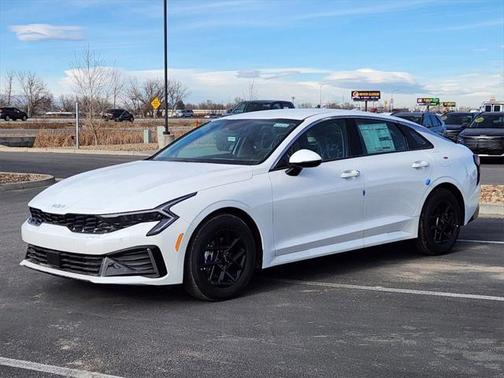 2025 Kia K5 LXS