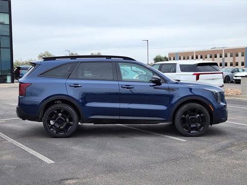 2025 Kia Sorento EX