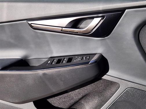 2025 Kia EV6 Light Long Range